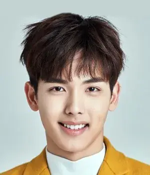 بیوگرافی Yi Lun Wang