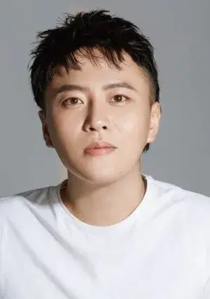 بیوگرافی Yang Liu