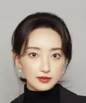 بیوگرافی Zi Ling