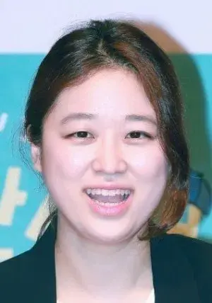 بیوگرافی Na Yeon Shim