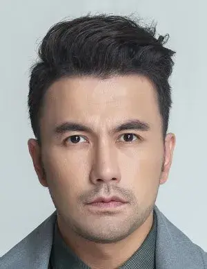 بیوگرافی Zhi Wei Huang