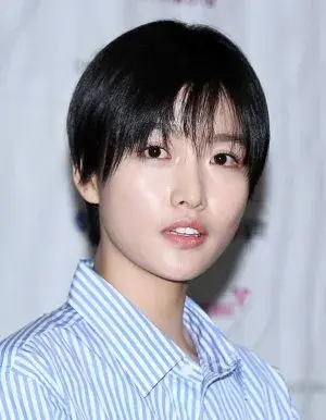 بیوگرافی Bo Young Joo
