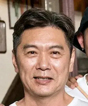 بیوگرافی Pi Zhong Liu