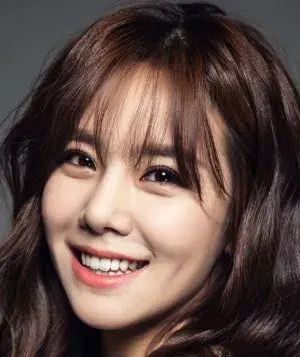 بیوگرافی Yeon Du Lee