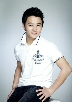 بیوگرافی Duk Hyun Won