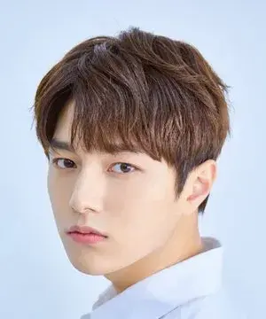 بیوگرافی Myung Soo Kim