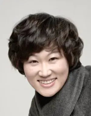 بیوگرافی Boo Jin Yoon