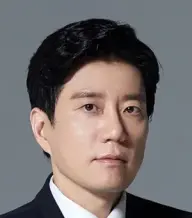 بیوگرافی Myung Min Kim