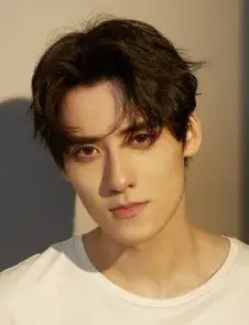بیوگرافی Yi Cheng Qu
