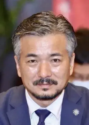 بیوگرافی Dong Li