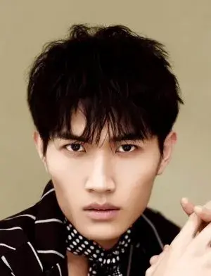 بیوگرافی Xiao Guang Wei