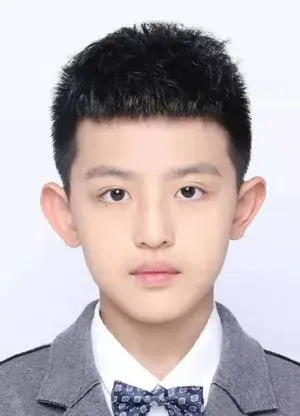 بیوگرافی Zi Han Xu