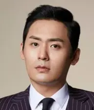 بیوگرافی Dae Hoon Choi