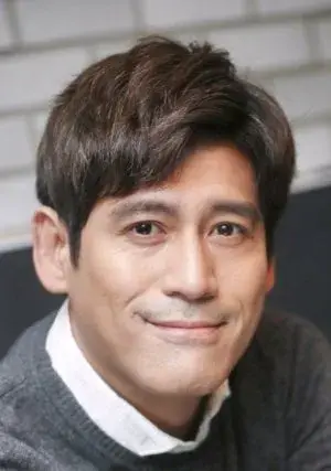 بیوگرافی Hyung Chul Lee