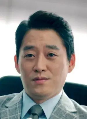 بیوگرافی Kyung Min Kim