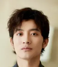 بیوگرافی Yi Long Chen