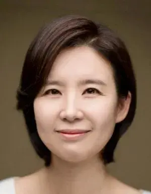 بیوگرافی Ji Hyun Lee