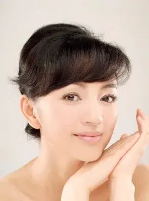 بیوگرافی Hai Qiong Luo
