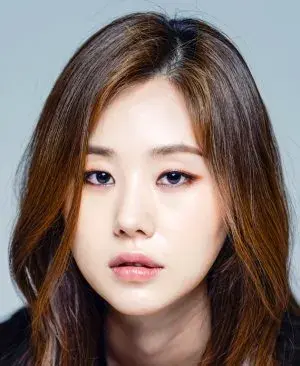 بیوگرافی Eun Eun Ji