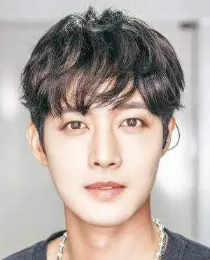 بیوگرافی Hyun Joong Kim