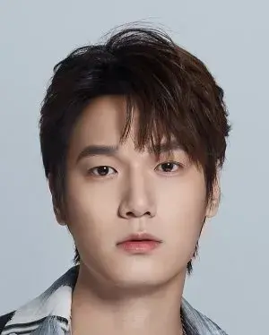 بیوگرافی Yu Hang Zhou