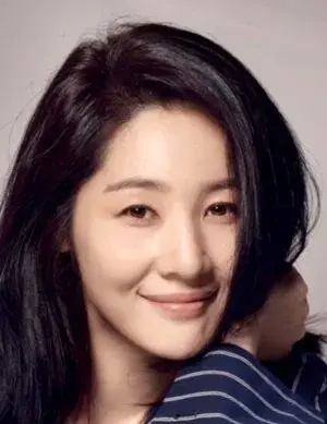 بیوگرافی Ji Young Yoon
