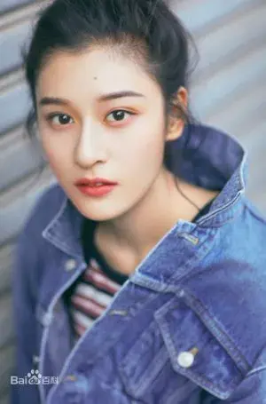 بیوگرافی Yi Chen Li