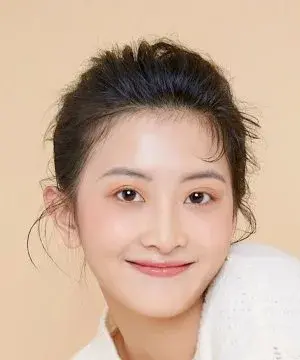 بیوگرافی Wang Ruo Xi