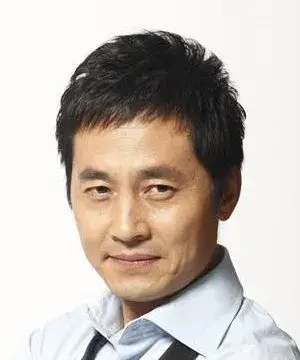 بیوگرافی Yang Tan