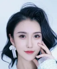 بیوگرافی Luo Yi Zhou