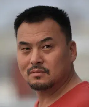 بیوگرافی Xi Hong Ren