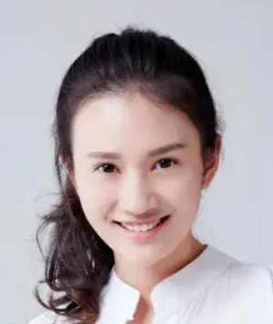 بیوگرافی Mo Ying Li