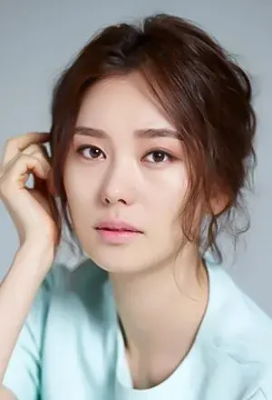 بیوگرافی Sun Hee Hwang
