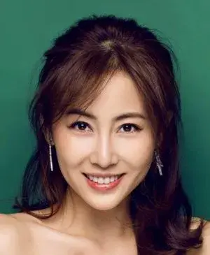 بیوگرافی Xin Yi Li