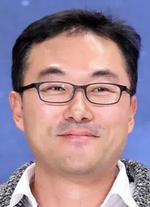 بیوگرافی Young Jo Kim