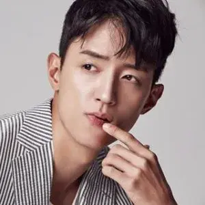 بیوگرافی Joon Seok Lee