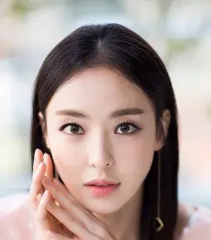 بیوگرافی Da Hee Lee