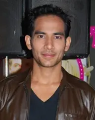 بیوگرافی Chalad Na Songkhla