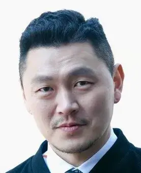 بیوگرافی Dong Geun Yang