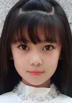 بیوگرافی Yi Fei Wang