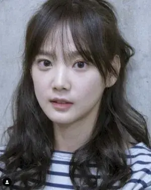 بیوگرافی Seung Ah Yoon