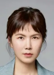 بیوگرافی Min Jung Kim