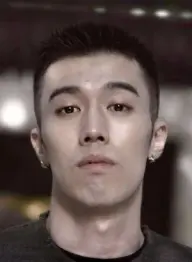 بیوگرافی You Zhou