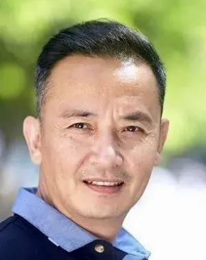 بیوگرافی Chang Rong Hou
