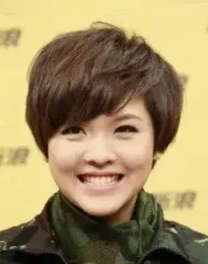 بیوگرافی Yang Wang