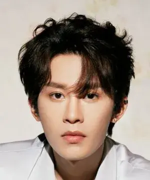 بیوگرافی Jun Yu Chen