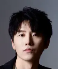 بیوگرافی Yi Long Liu