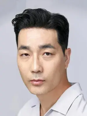 بیوگرافی Young Gu Kim