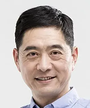 بیوگرافی Zhong Lu