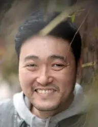 بیوگرافی Joon Hyuk Lee